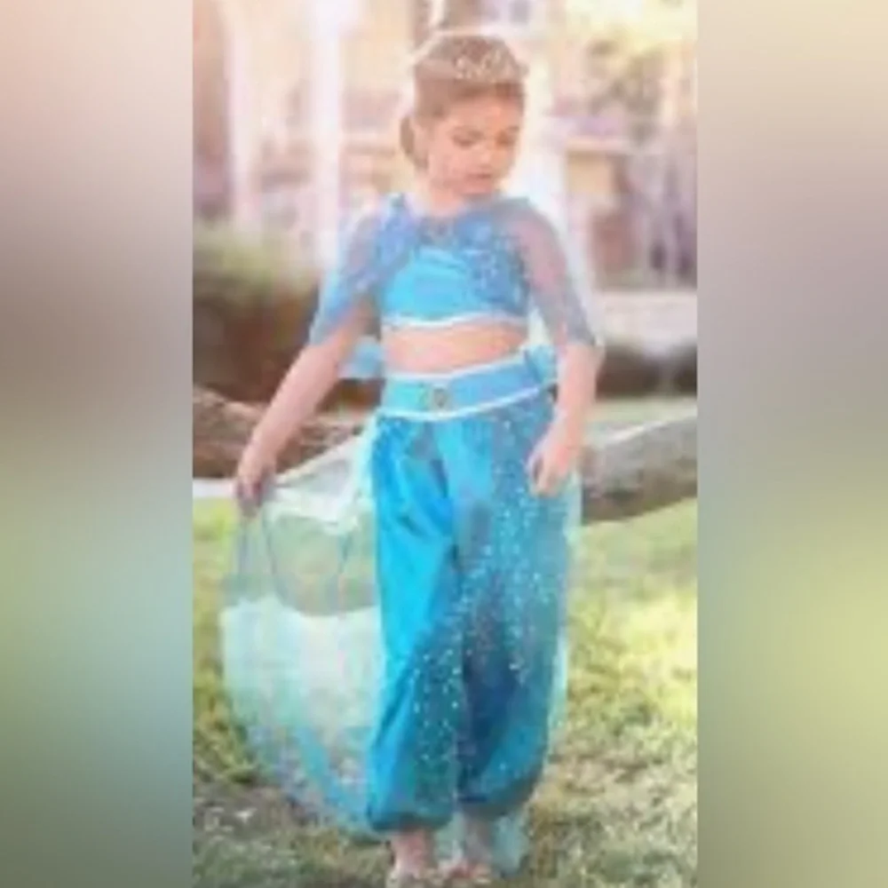 Halloween Genie four piece costume size 4 to 6